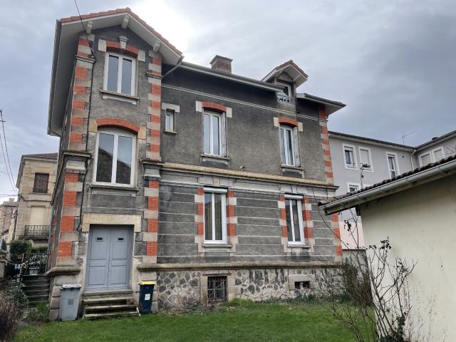 Appartement 5 pièces 160 m²