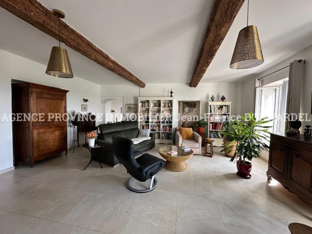 Appartement 5 pièces 160 m²
