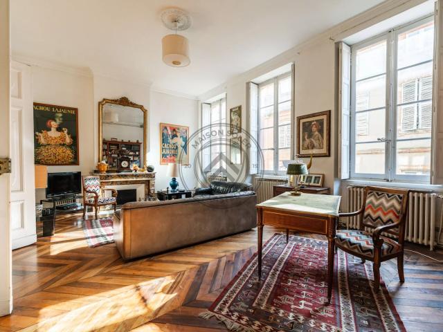 Appartement 5 pièces 161 m²