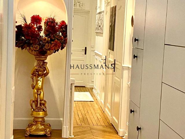 Appartement 5 pièces 161 m²