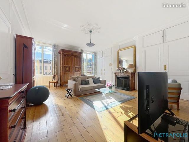 Appartement 5 pièces 161 m²
