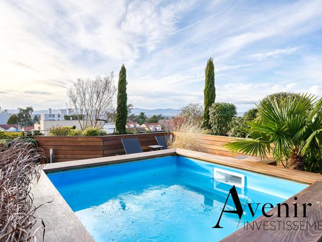 Appartement 5 pièces 162 m²