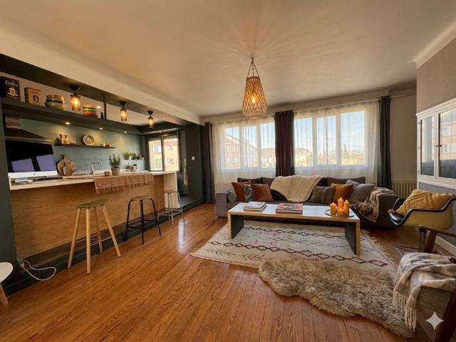 Appartement 5 pièces 162 m²