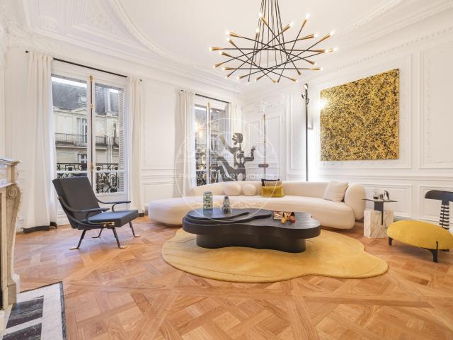 Appartement 5 pièces 163 m²