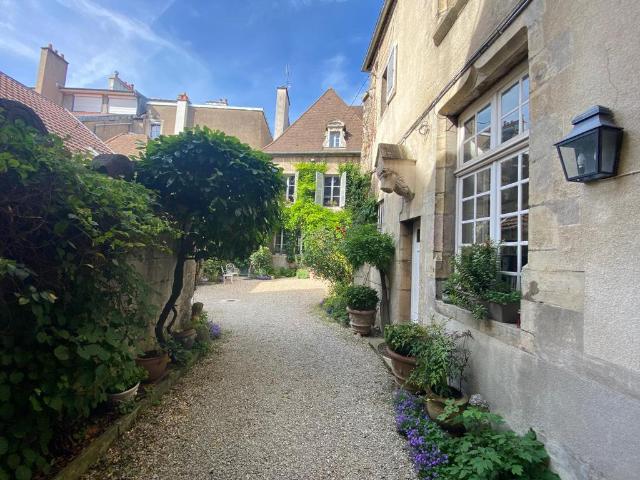 Appartement 5 pièces 163 m²