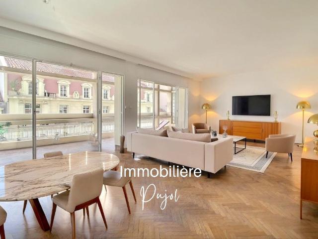 Appartement 5 pièces 163 m²