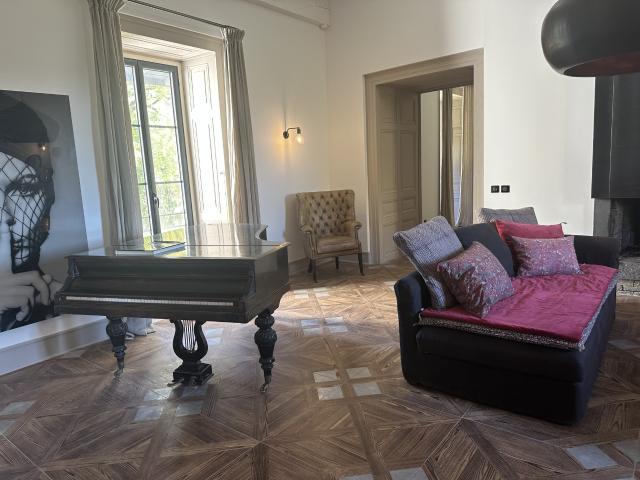 Appartement 5 pièces 164 m²