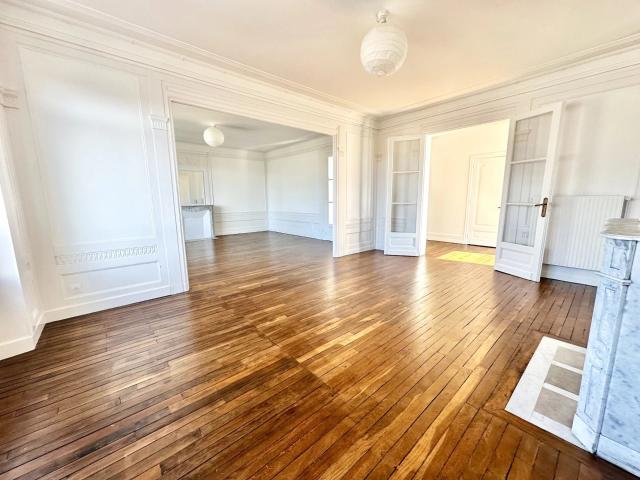 Appartement 5 pièces 166 m²