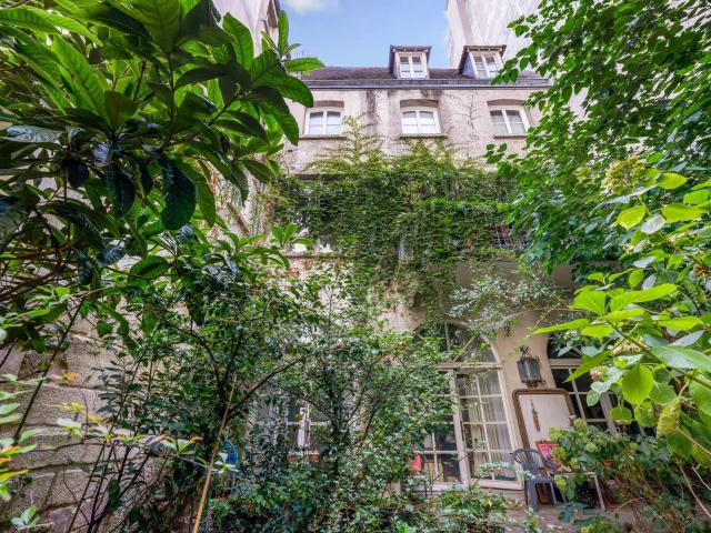 Appartement 5 pièces 167 m²