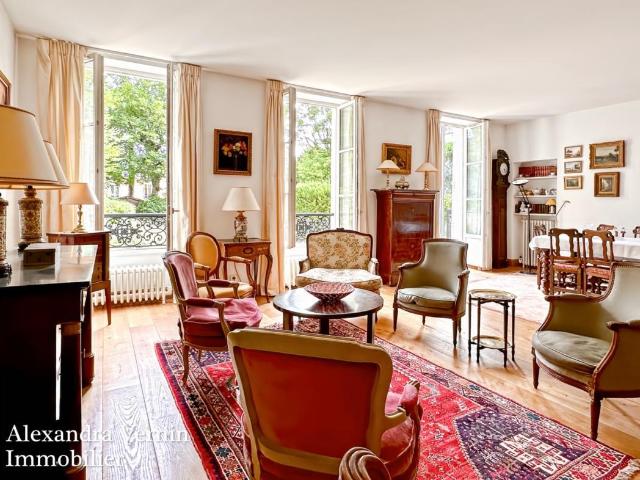 Appartement 5 pièces 167 m²