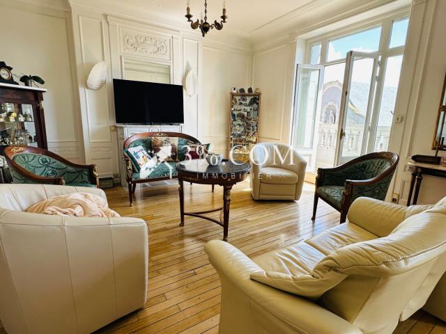 Appartement 5 pièces 167 m²