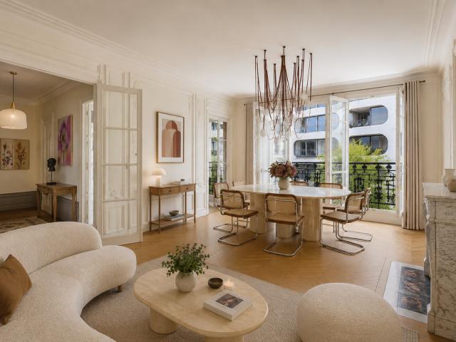 Appartement 5 pièces 168 m²