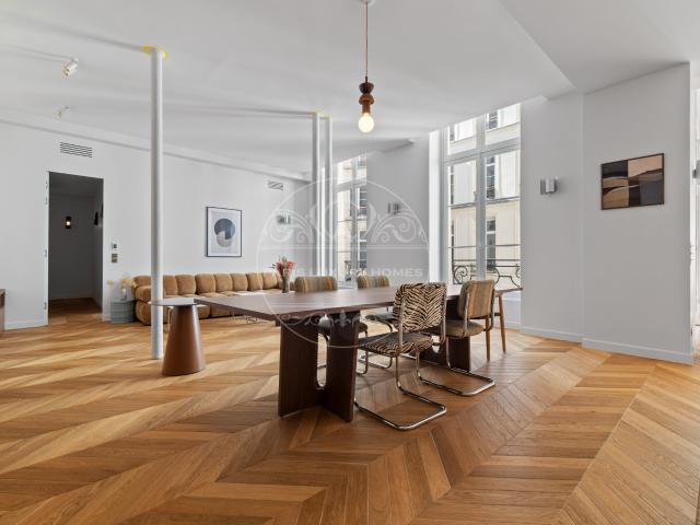 Appartement 5 pièces 168 m²