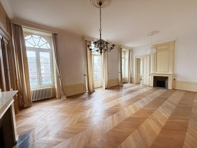 Appartement 5 pièces 169 m²