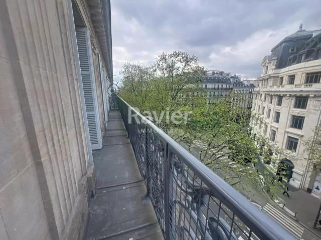 Appartement 5 pièces, 169 m² à louer à Paris 9 75009