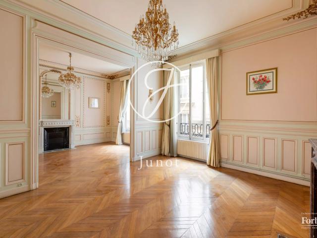 Appartement 5 pièces 170 m²