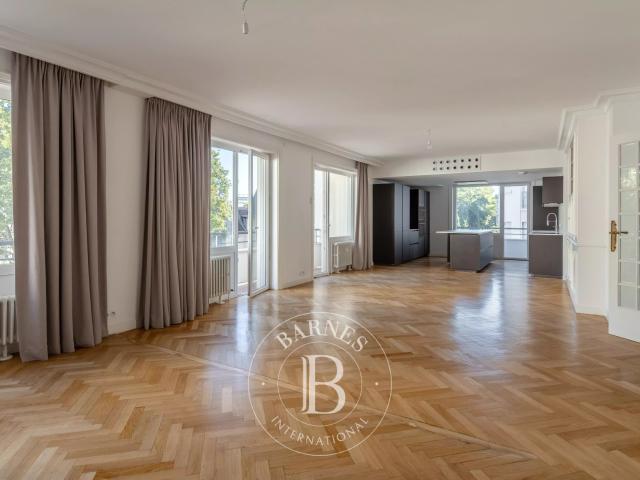 Appartement 5 pièces 170 m²