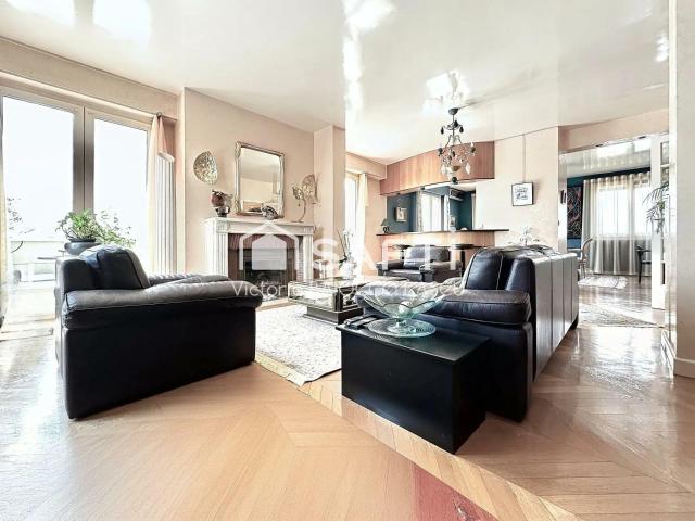 Appartement 5 pièces 171 m²