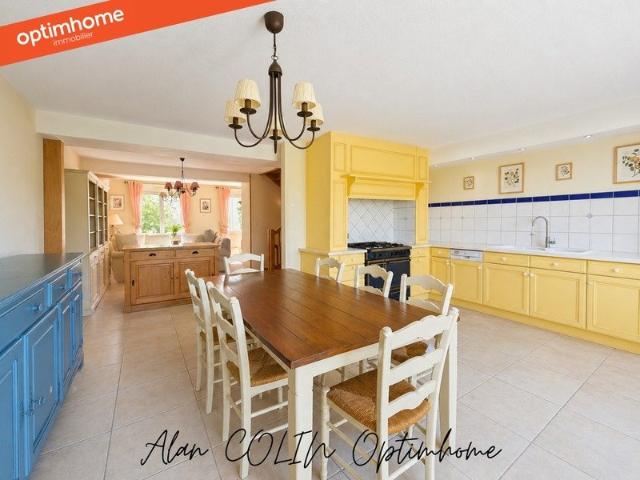 Appartement 5 pièces 174 m²