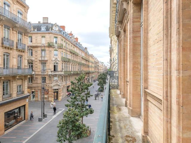 Appartement 6 pièces 173 m²