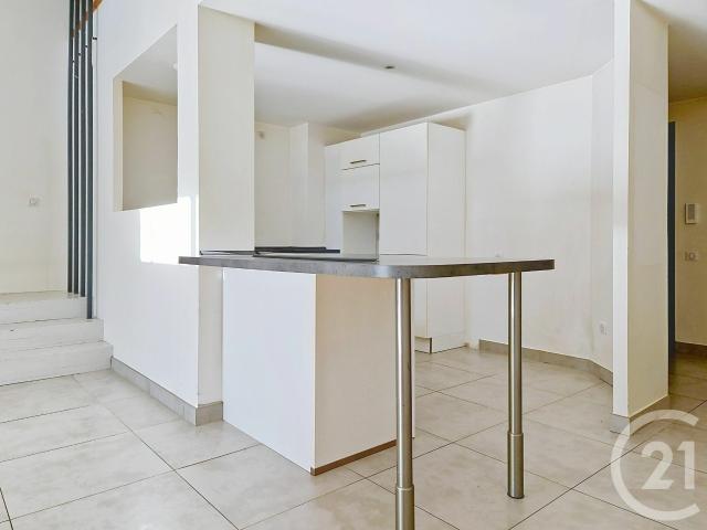 Appartement 5 pièces 177 m²