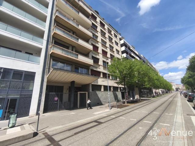 Appartement 5 pièces 178 m²