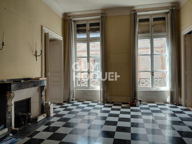 Appartement 5 pièces 178 m²