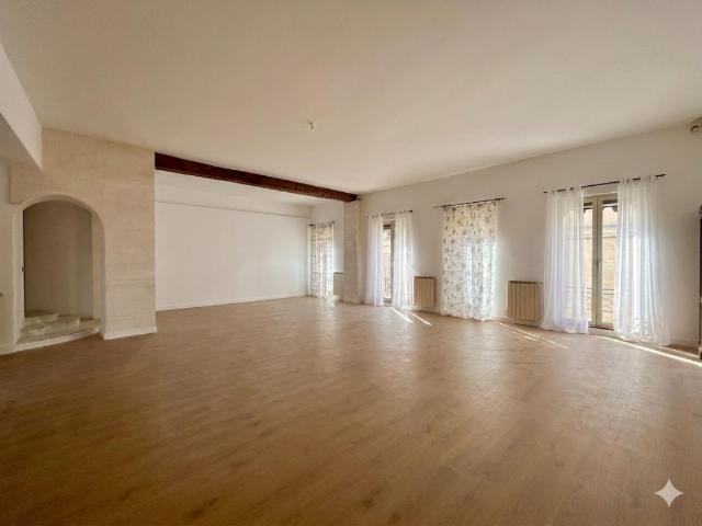 Appartement 5 pièces 180 m²
