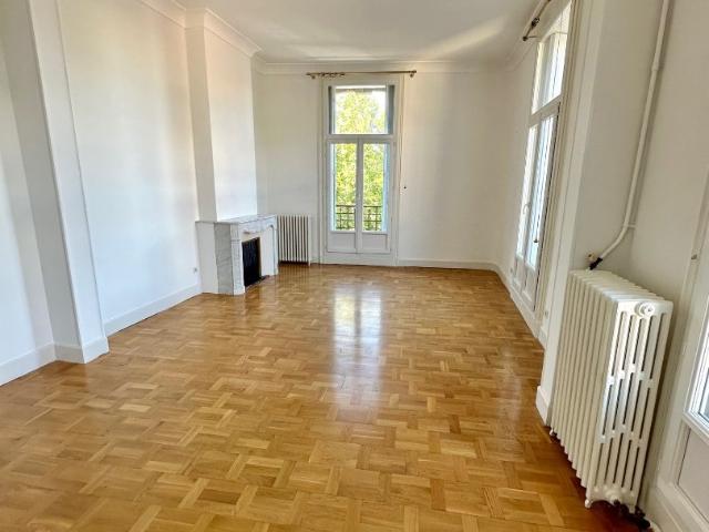 Appartement 5 pièces 180 m²