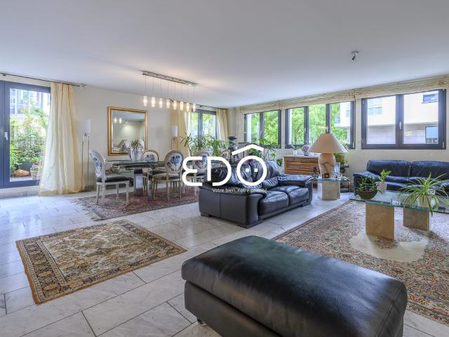 Appartement 5 pièces 180 m²