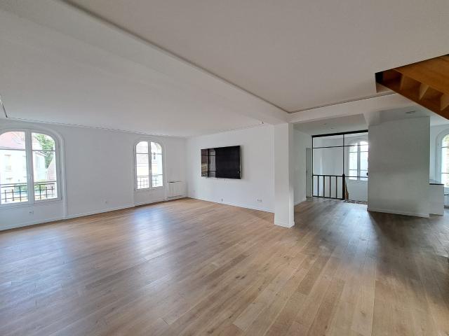 Appartement 5 pièces 180 m²