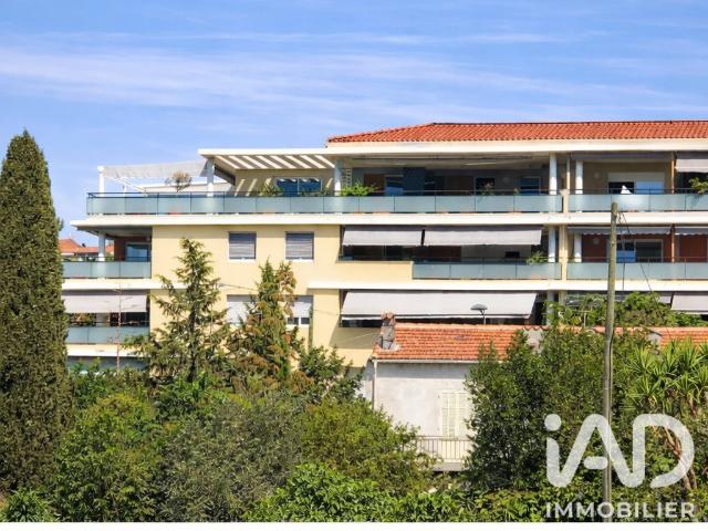 Appartement 5 pièces 180 m²