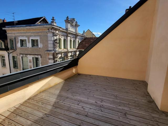 Appartement 5 pièces 181 m²