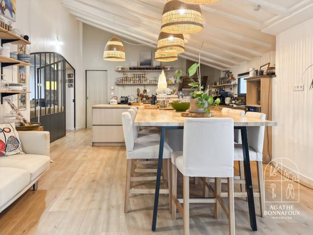 Appartement 5 pièces 182 m²