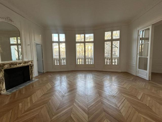 Appartement 5 pièces 187 m²