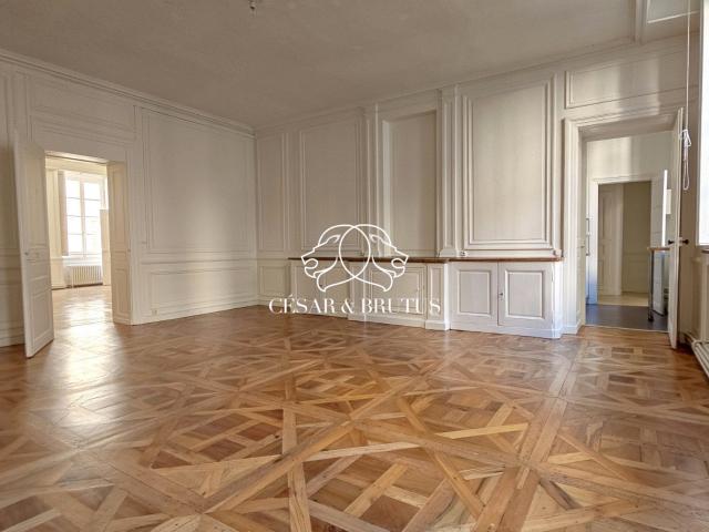 Appartement 5 pièces 189 m²