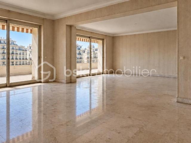 Appartement 5 pièces 190 m²
