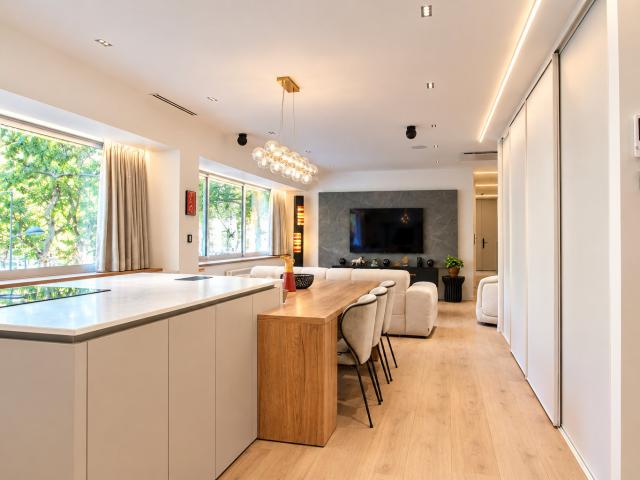 Appartement 5 pièces 190 m²
