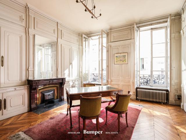 Appartement 5 pièces 190 m²