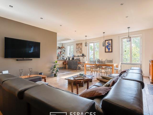 Appartement 5 pièces 196 m²