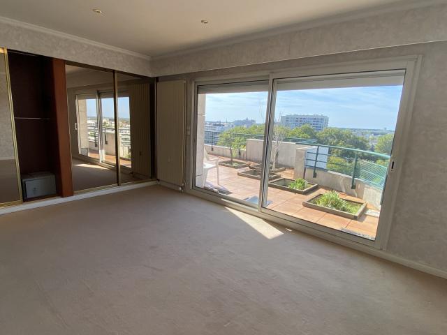 Appartement 5 pièces, 196 m² à louer à Angers 49100