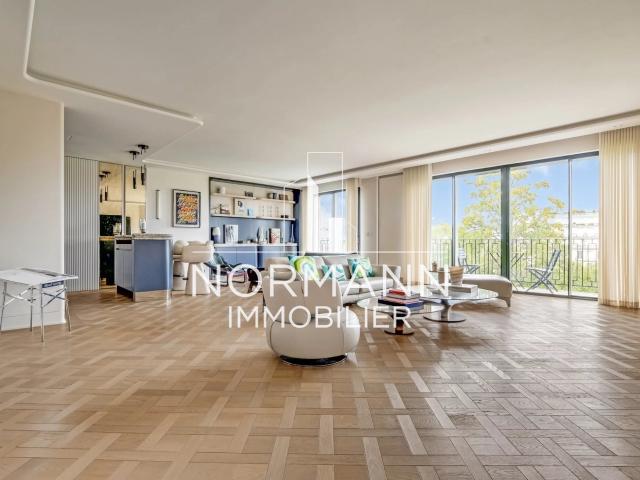 Appartement 5 pièces 200 m²