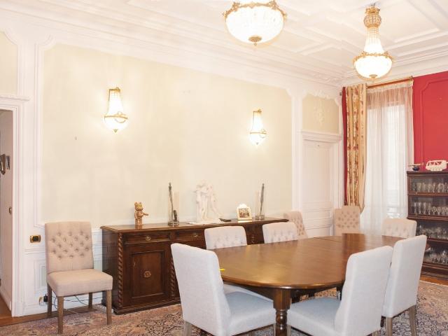 Appartement 6 pièces 202 m²