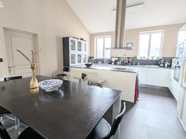 Appartement 5 pièces 202 m²