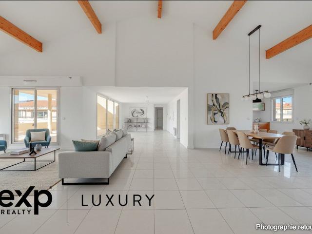 Appartement 5 pièces 202 m²