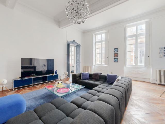 Appartement 5 pièces 203 m²
