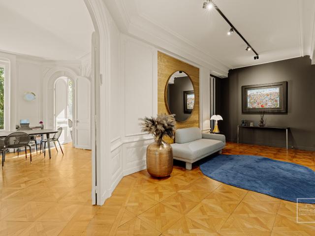 Appartement 5 pièces 205 m²