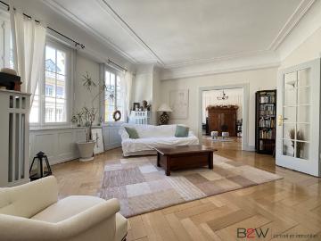 Appartement 5 pièces 206 m²