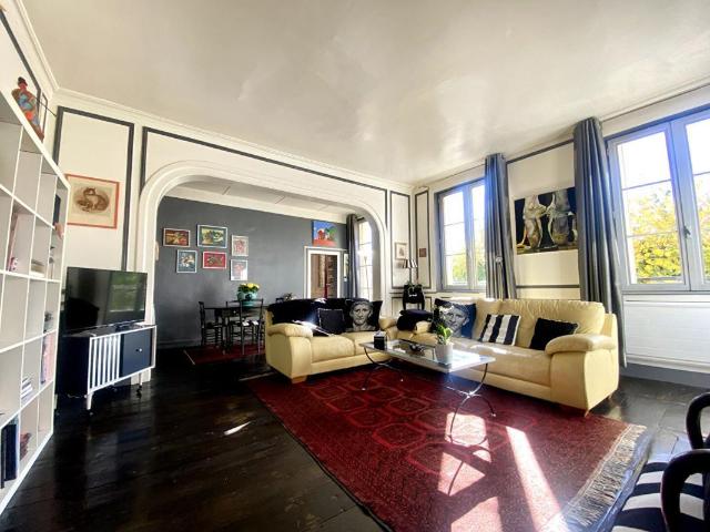 Appartement 5 pièces 220 m²