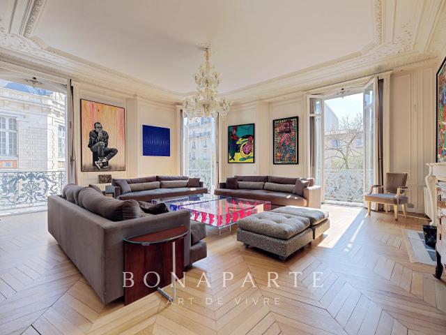 Appartement 5 pièces 230 m²